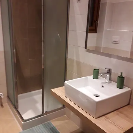 La Casa Nel 2 Guest house 2*