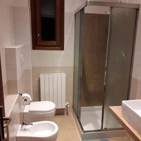 La Casa Nel 2 Guest house
